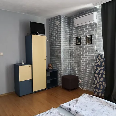 Appartement мезонет мени - две спални и две бани