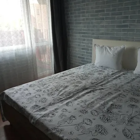 Apartment мезонет мени - две спални и две бани *
