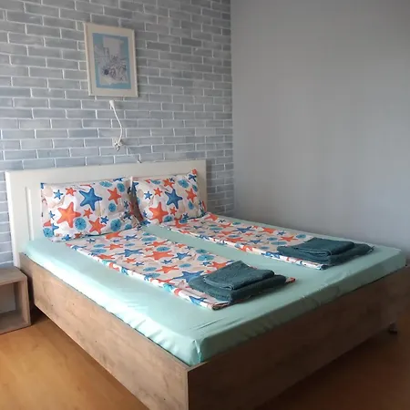 мезонет мени - две спални и две бани Apartment