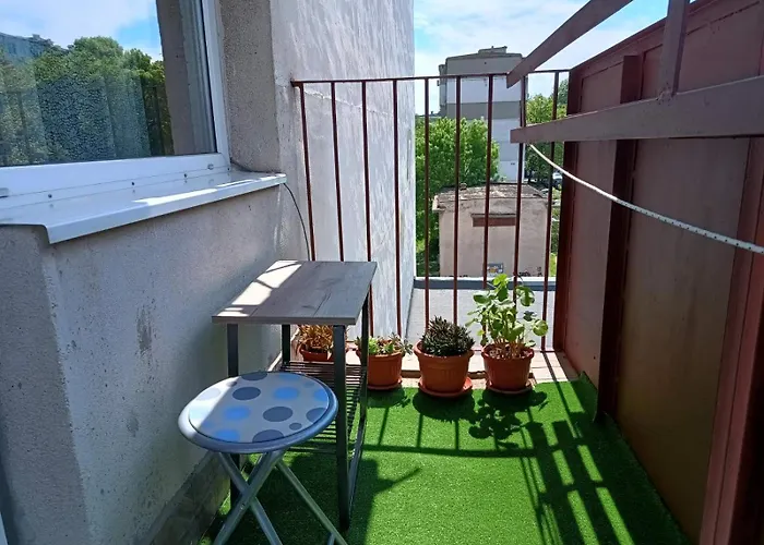 Apartamento мезонет мени - две спални и две бани *